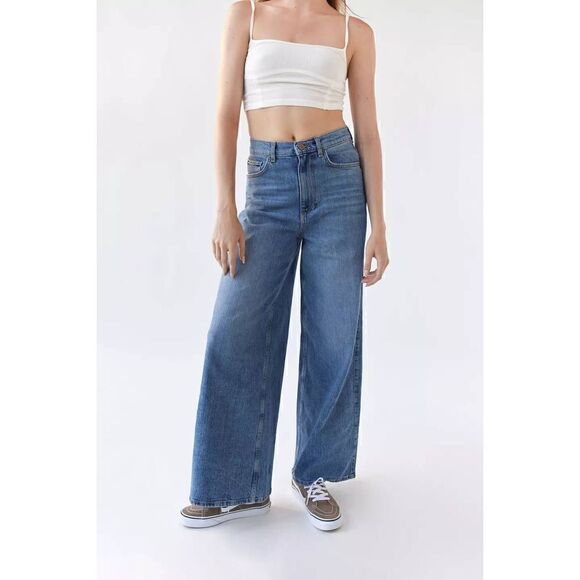 BDG The A-Wide Jean Women's Size 40 NWT High Waisted Plus Size Denim Medium Wash - Picture 1 of 5